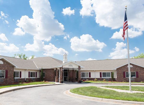 Tabitha’s assisted living residential options are available for older adults who are not yet in need of skilled nursing care, but require assistance in daily living with activities such as bathing, medication management and transportation.